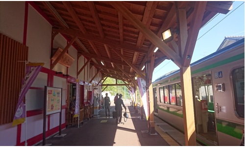 弥彦神社