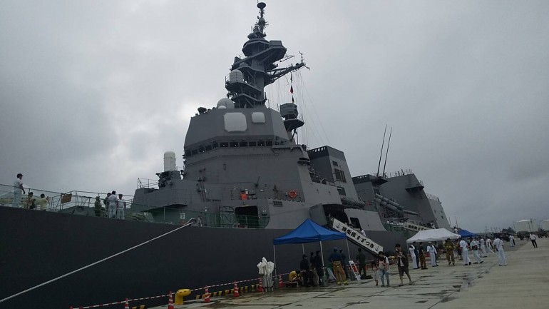 護衛艦すずつき