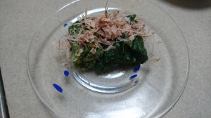 ただのほうれん草ですが