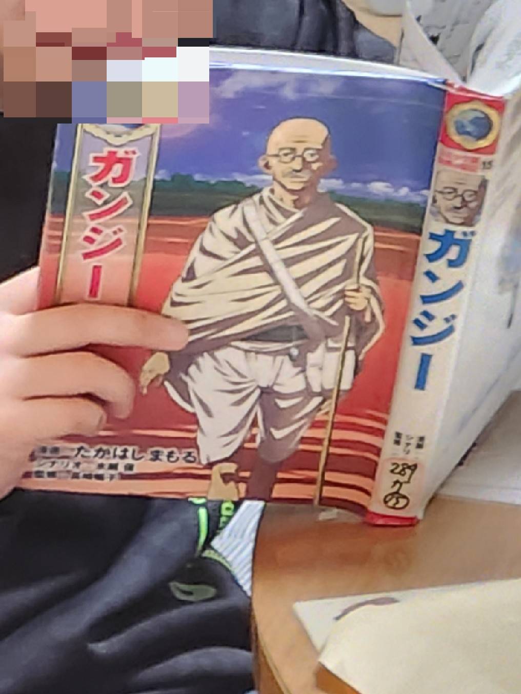 175882