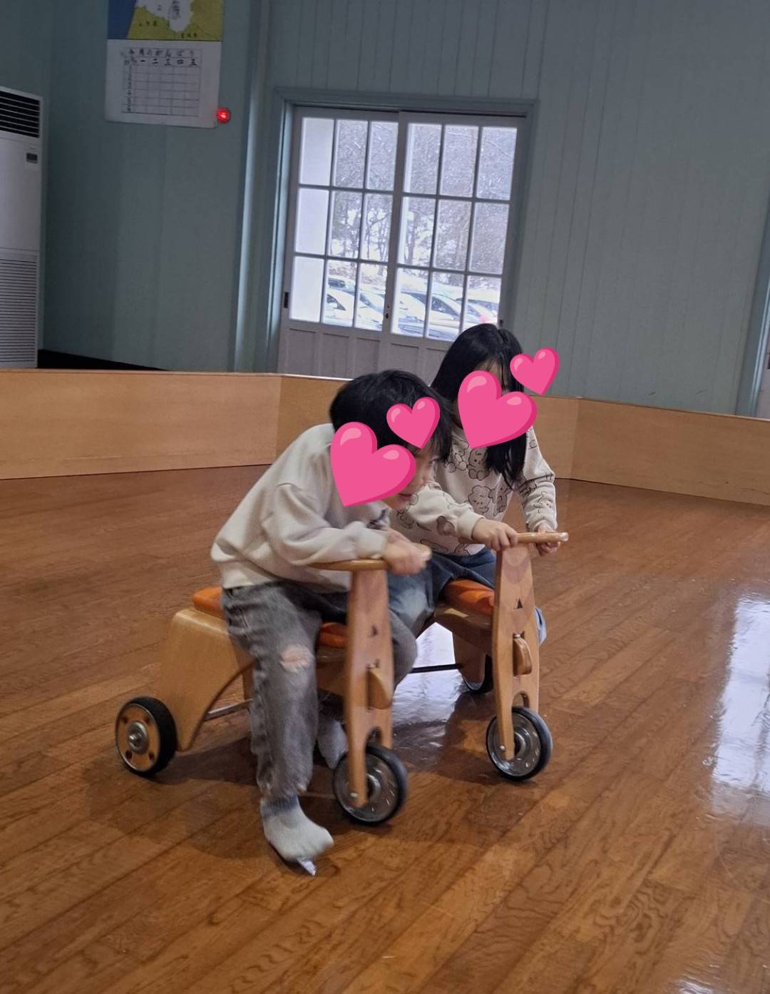 91045