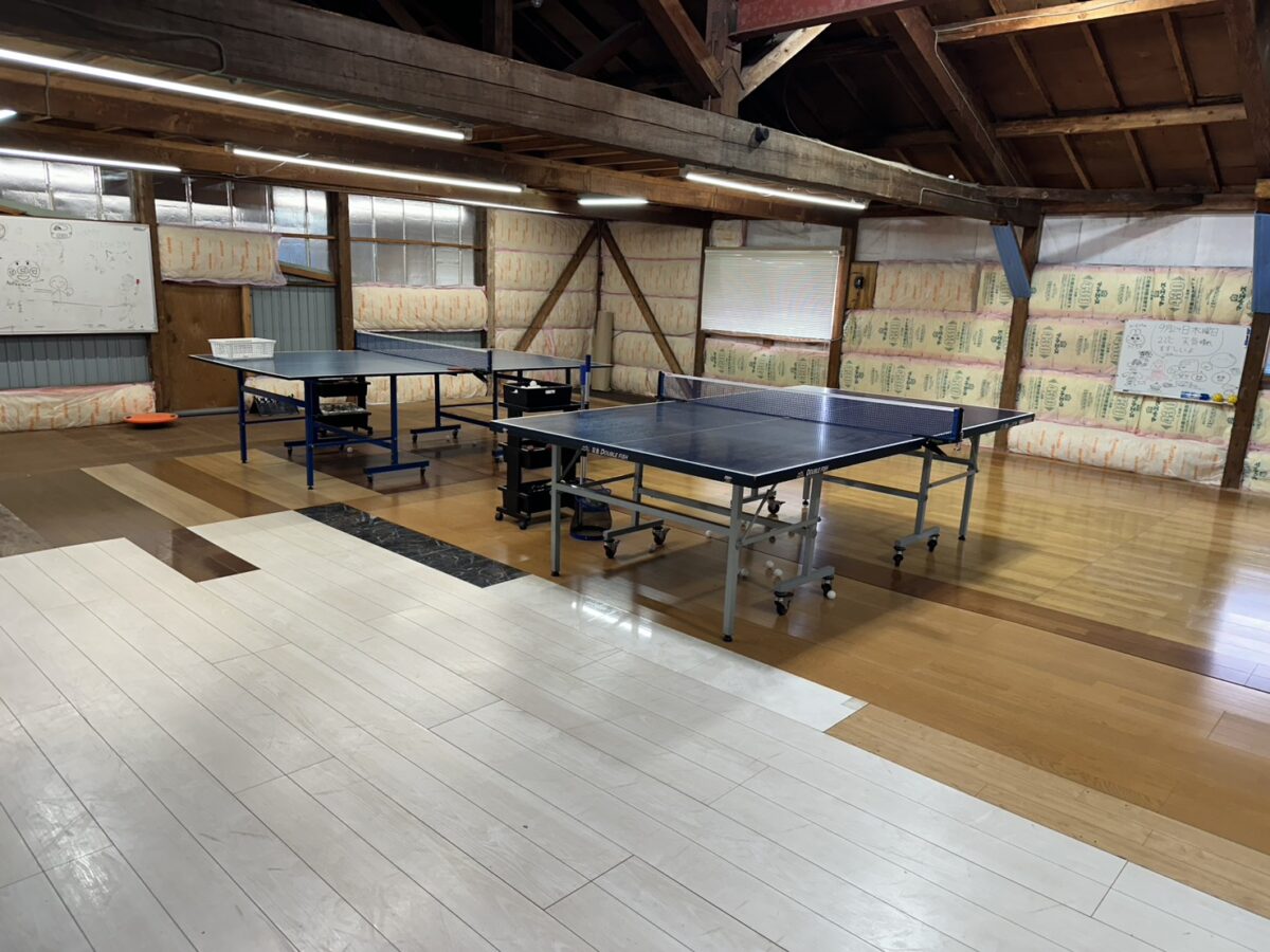 卓球の出来るリフォーム屋？　リフォームの出来る卓球場？
